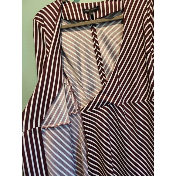 Banana Republic Burgundy White Stripe Long Sleeve Wrap Dress Sz 6 - Picture 8 of 9